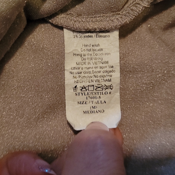 Top - Picture 15 of 15